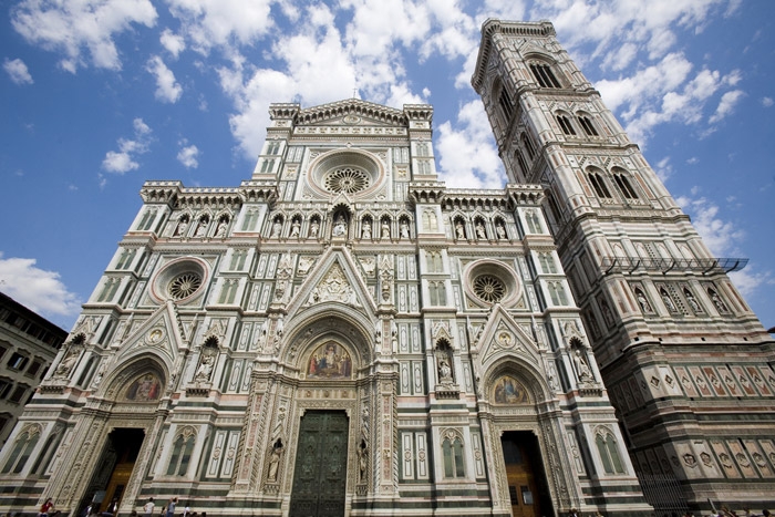 Top-10-cele-mai-frumoase-obiective-turistice-din-Florenta-Italia-Basilica-di-Santa-Maria-del-Fiore-Florence